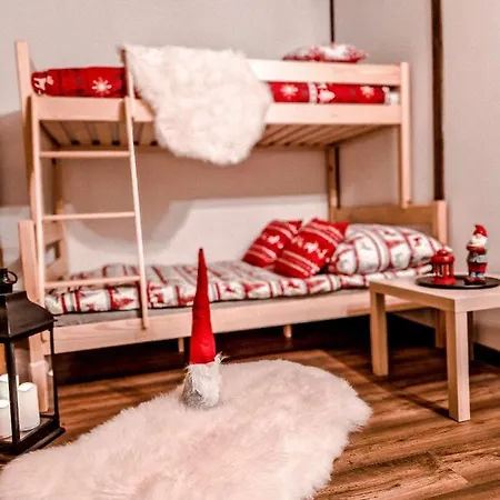 Goralska Apartment