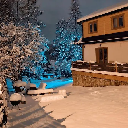 Апартаменти Goralska Чарна Гура